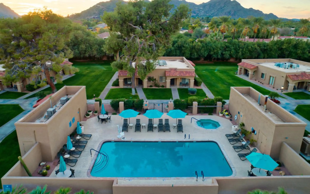 Scottsdale Plaza Resort