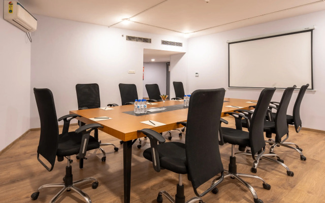 Sunday Hotel Chandigarh Zirakpur