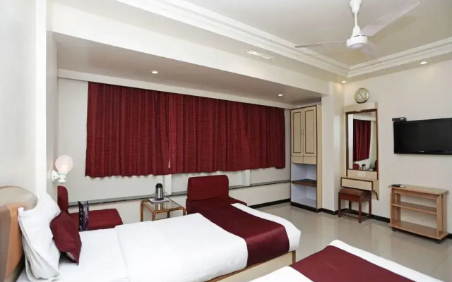 OYO 1091 Hotel Suyash