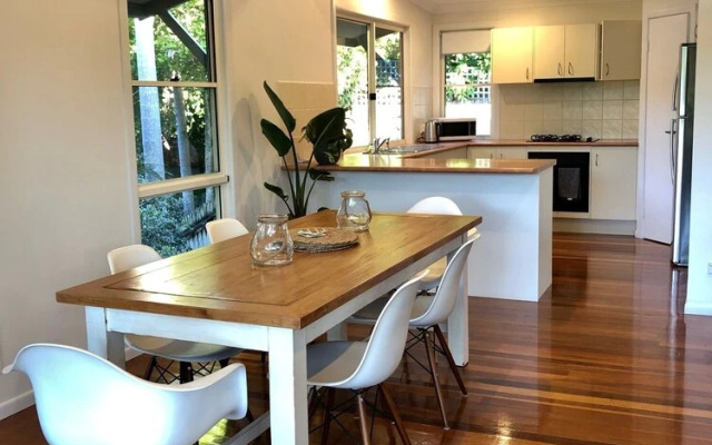 Your Coastal Treetop Escape