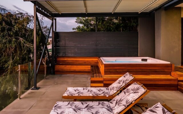 Perfect Family Holiday Villa in Camps Bay Spindrift