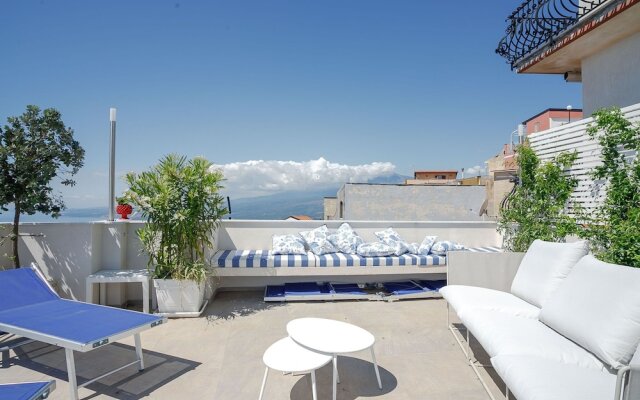 Spectacular Holiday Home in Castelmola With Terrace