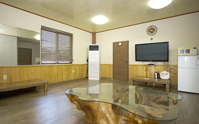 Seogwipo Good jam Pension