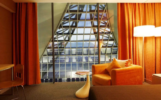 Miracle Transit Hotel