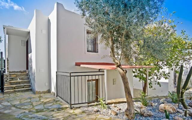 Dolphin Residences - Begonya 1