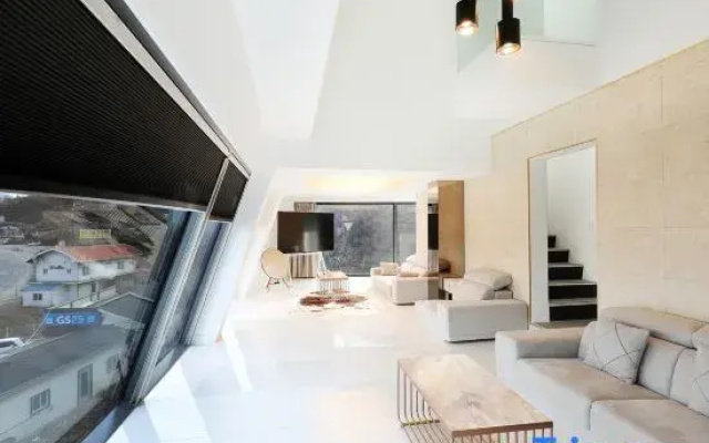 Hotel Quince