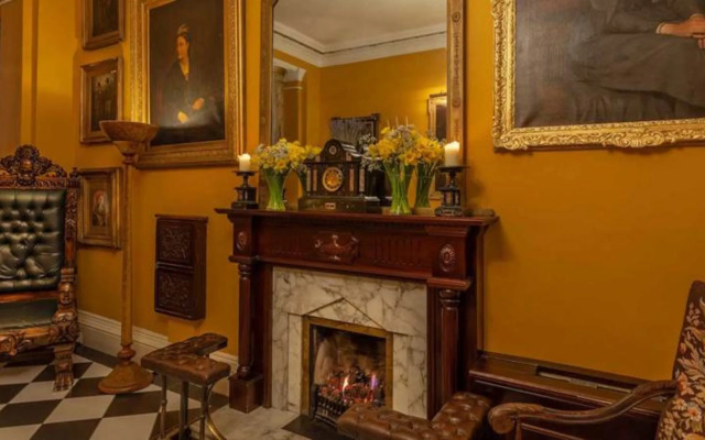 Ballyseede Castle
