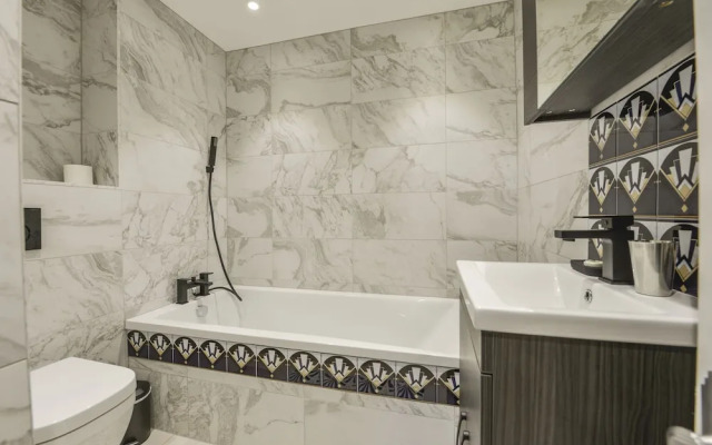 24 Burgh Island Causeway