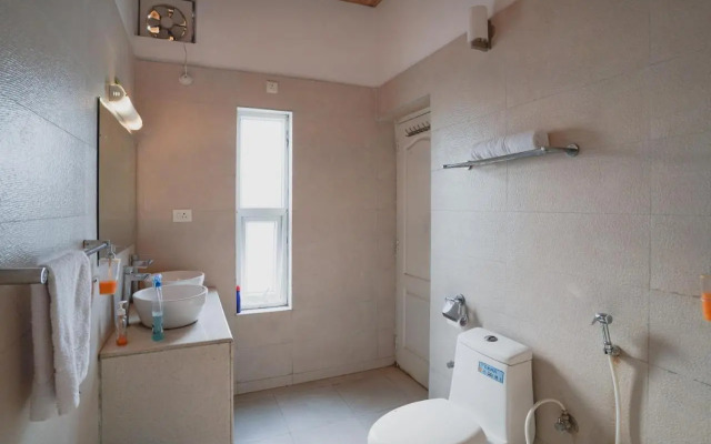 Saffronstays Doon Valley View, Dehradun