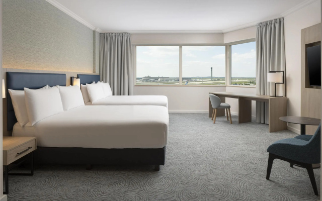 Hilton Paris Charles de Gaulle Airport - Image 3