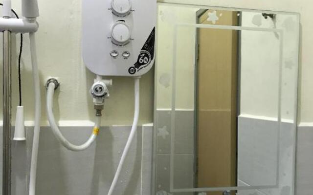 Louie Homestay Mersing