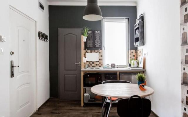 BpR Colorist Apartments