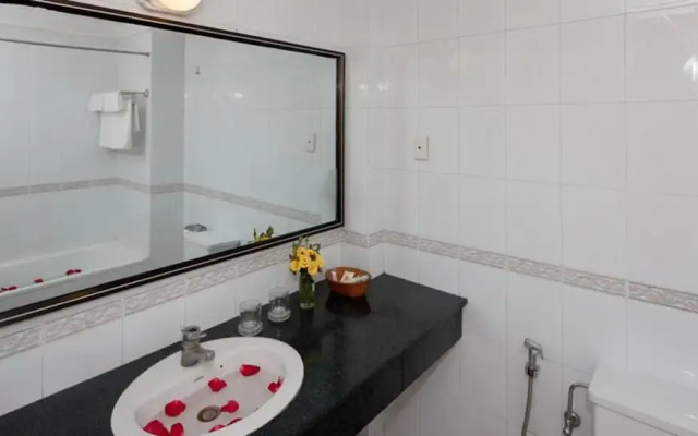 Hanoi Lucky Hotel I