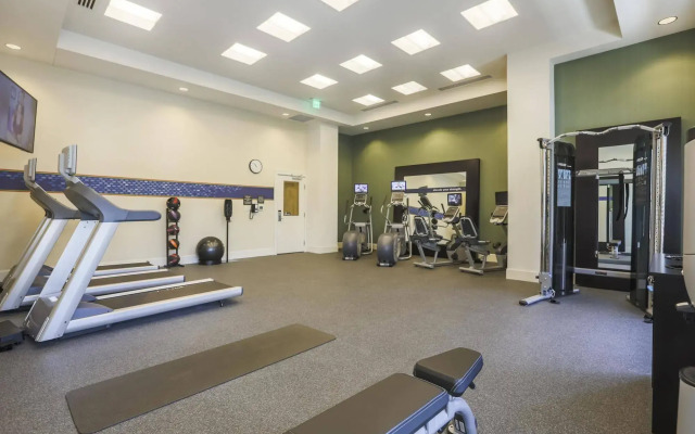 Hampton Inn & Suites Charleston Airport