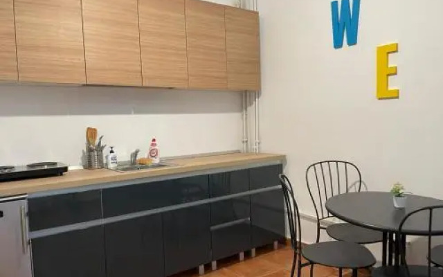 Outstanding 3BR Ultracentral cityview balcony AAA