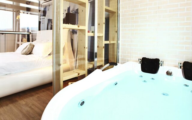 Gyeongju Healing House Pension