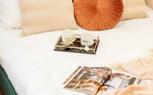 Sapphire Studios by Loft Affair