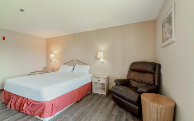 Capital O Fairway Inn - Baytown La Porte TX