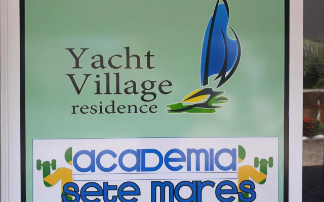 Yacht Village Natal Top