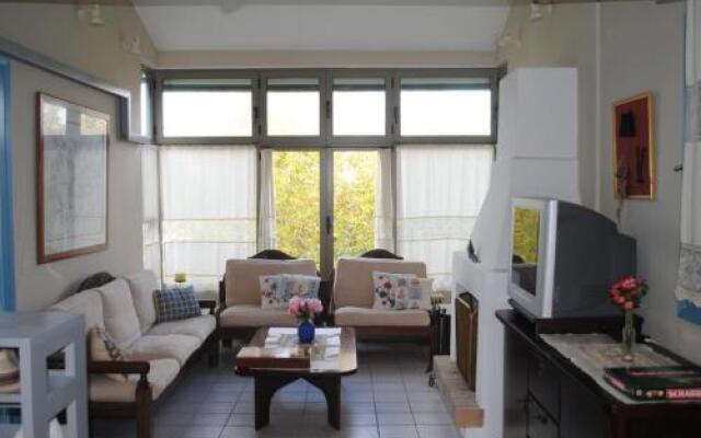 Holiday home 4 bedrooms 2 bathrooms - Nikiana