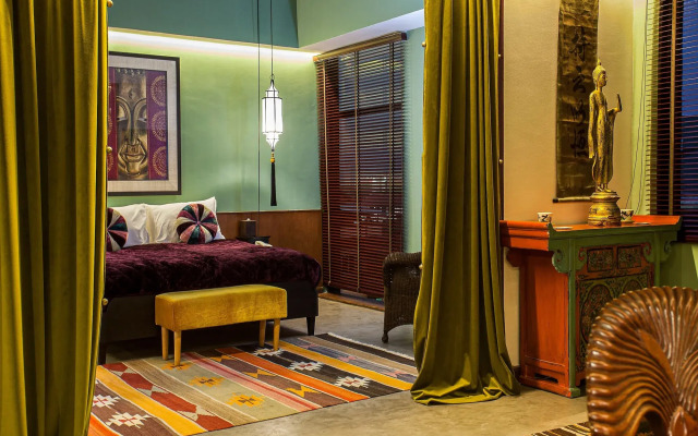 Lao Poet Hotel