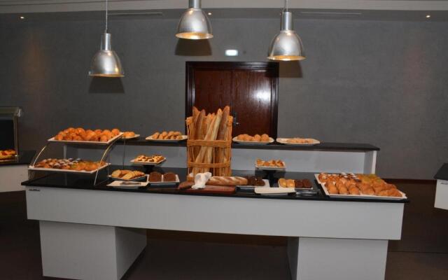 Regency Tunis Hotel