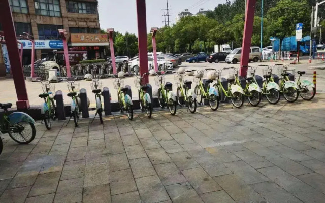 Magnotel (Shanghai Xinzhuang Industrial Zone Chunchun Road )