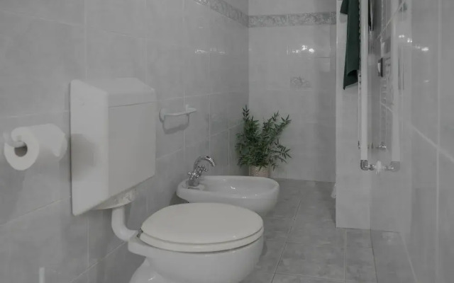 Picabon Apartment with AC and Balcony