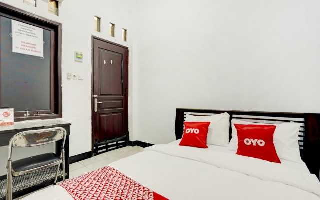 OYO 3229 Ijen Homestay
