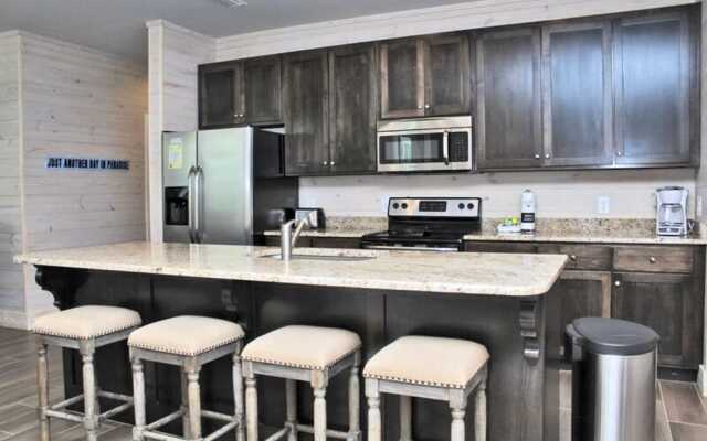 Lil Js Getaway at Romeo Beach #3