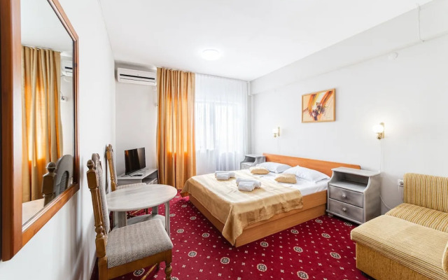 Golden Line Resort