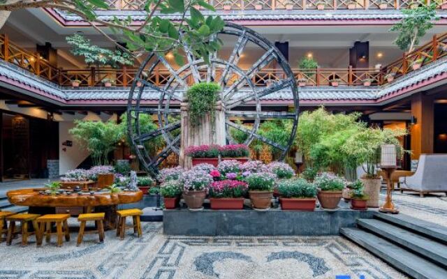 Lijiang Best Li Hotel