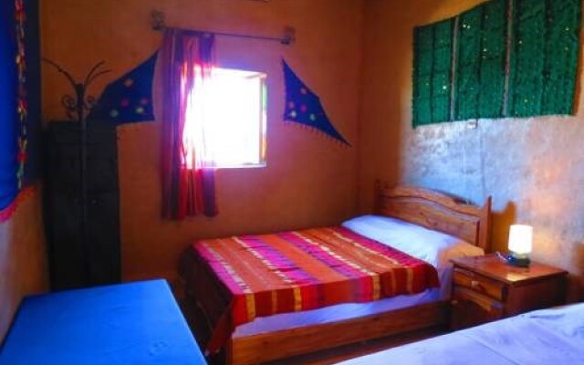 Bed And Breakfast And Desert Tours Camp