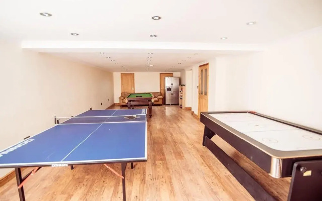 Threeways Retreat With Heated Swimming Pool