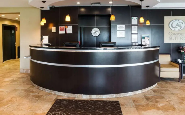 Comfort Suites Rochester