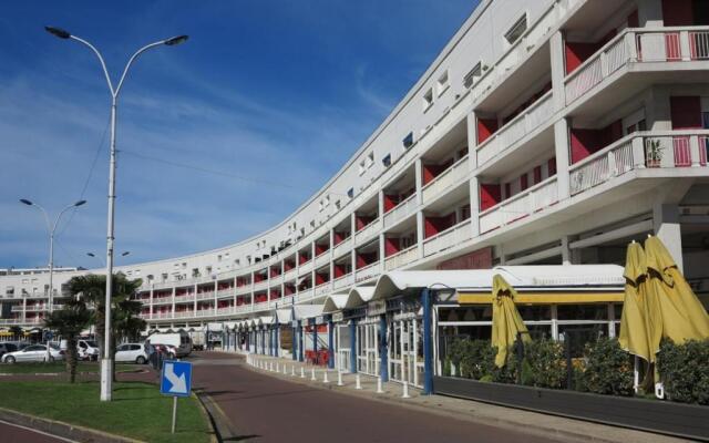 Royan - APPARTEMENT VUE MER - proximité plage et parking privatif