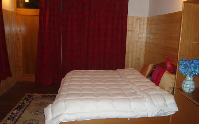 Radhu's Boutique Inn