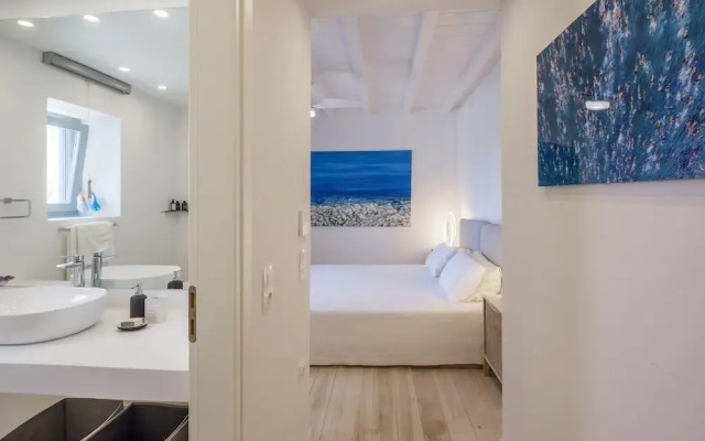 The Gallery Home - Elegant Villa In Antiparos