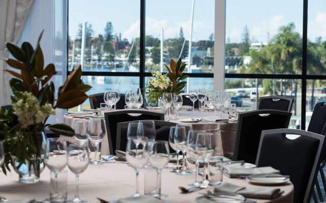 Sails Port Macquarie - By Rydges