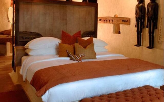 Mahua Kothi, A Taj Safari - Bandhavgarh National Park