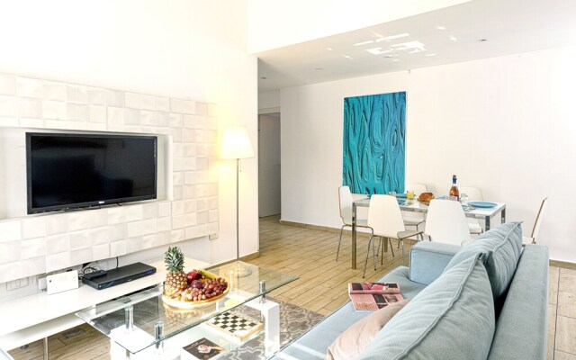 Heart of TLV-Modern wBalcony- 3BD & 3BR