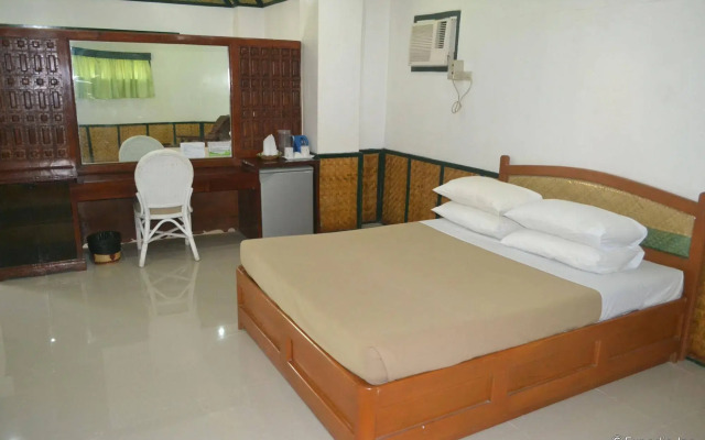 Family Country Hotel & Convention Center