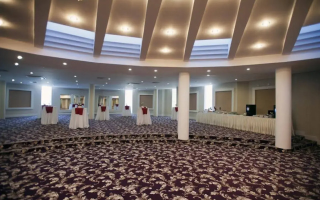 Crystal Tat Beach Golf Resort & Spa - All Inclusive