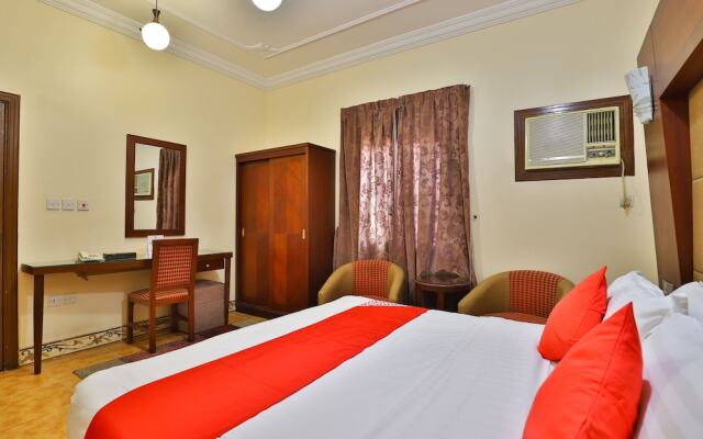 OYO 318 Azure Plaza Furnished Units