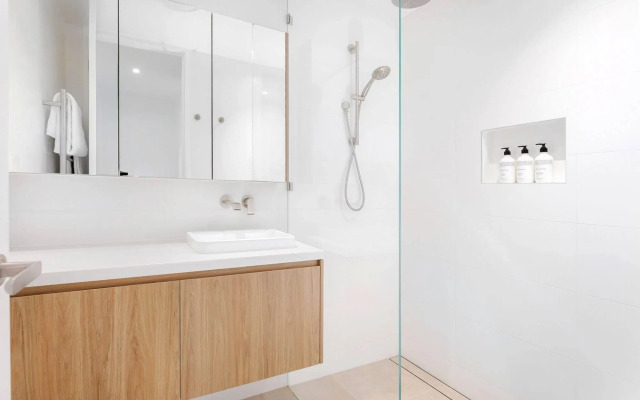 Bokarina Beach Apartments Ascend Hotel Collection