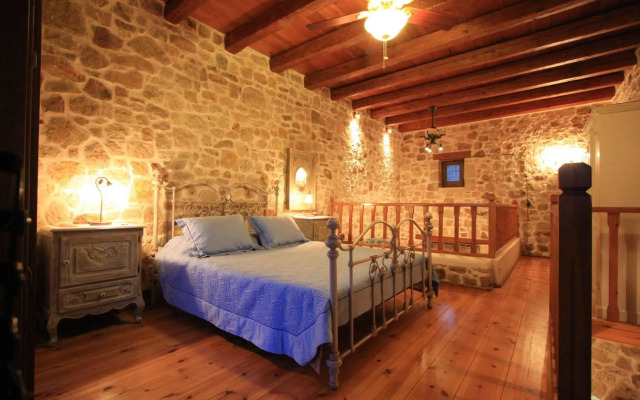 Lithos Traditional Houses