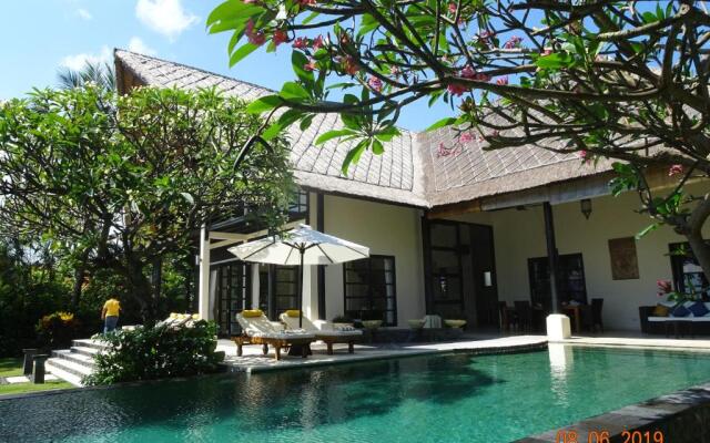 Villa Banjar Beach