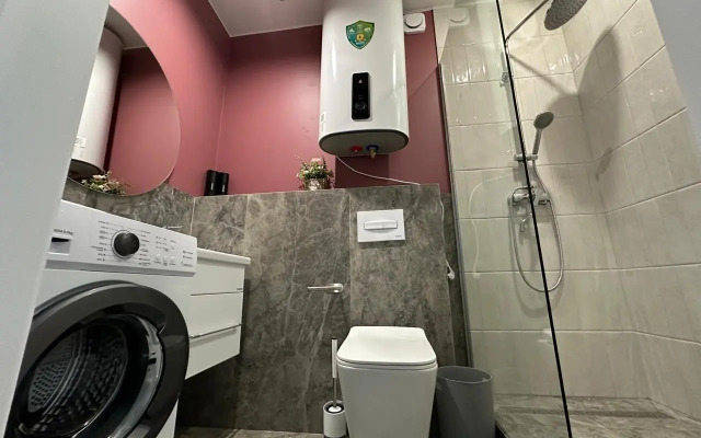 Апартаменты на проезде Золотой Берег, 2Е