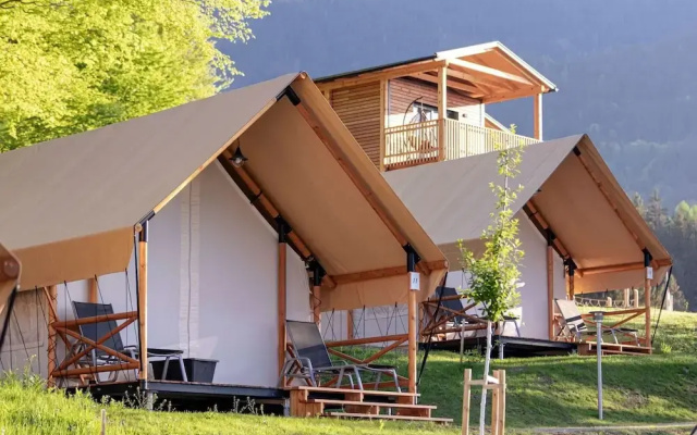 Safari Tent in Nassfeld Near Ski Slope