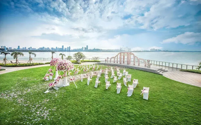 Intercontinental Haikou Seaview